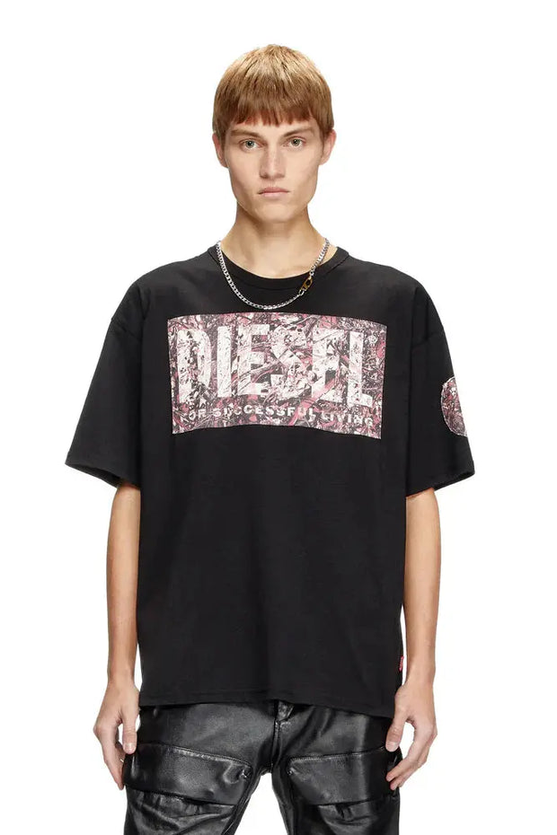 T-shirt with large gabardine patch logo Diesel