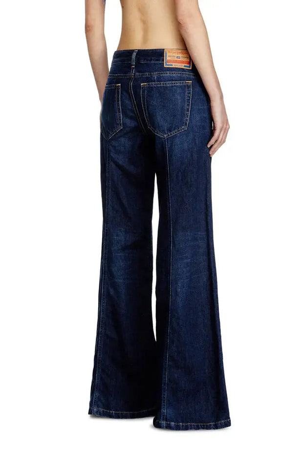 Flare Jeans - D-Akii Diesel
