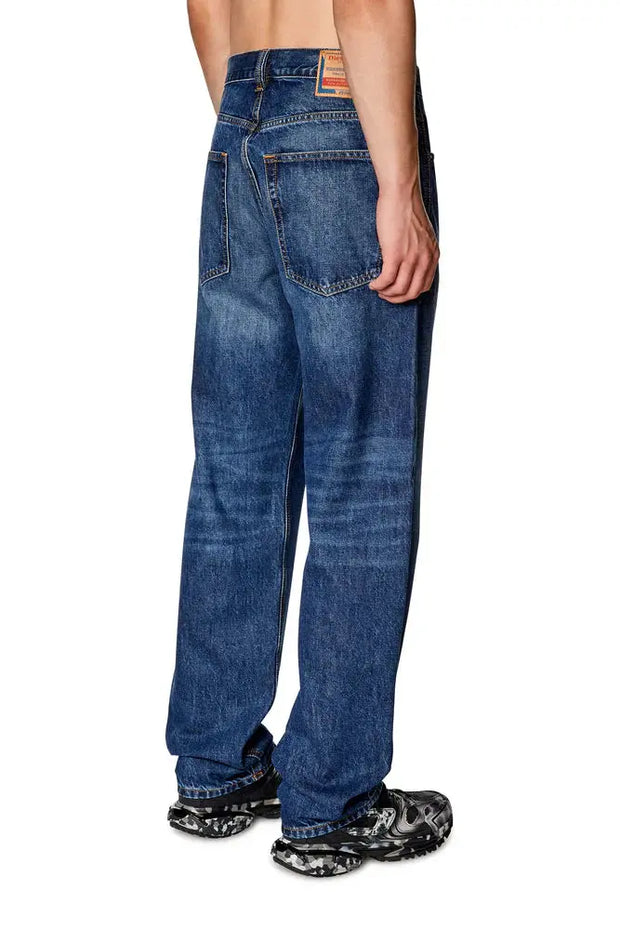 Straight Jeans - 2010 D-Macs Diesel