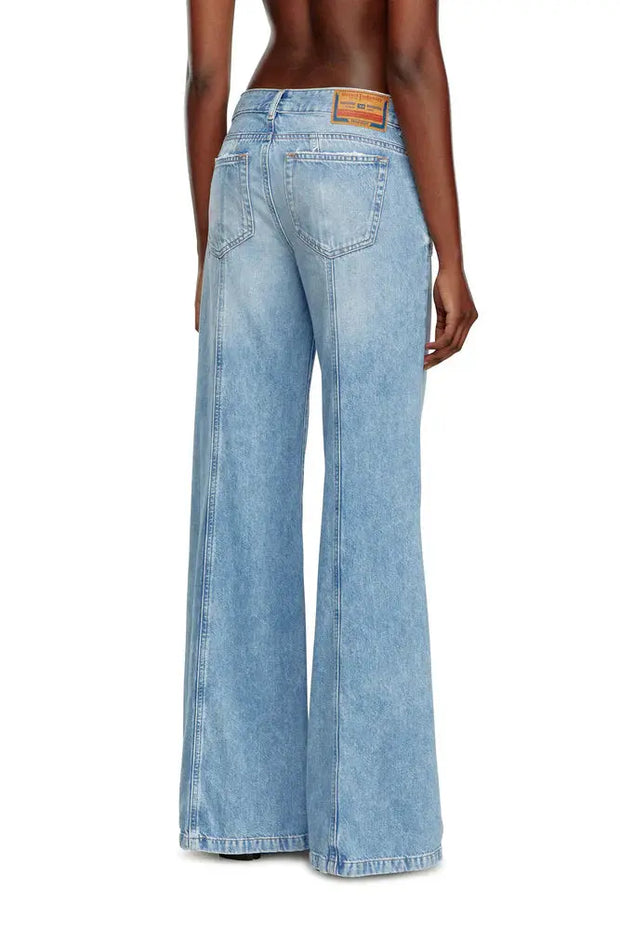 Bootcut and Flare Jeans - D-Akii Diesel