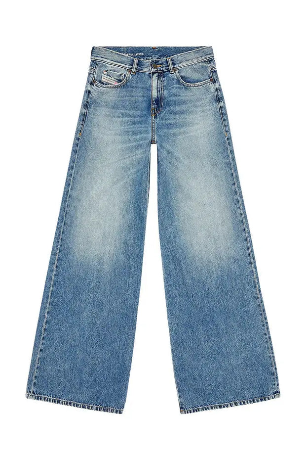 Bootcut and Flare Jeans - 1978 D-Akemi Diesel
